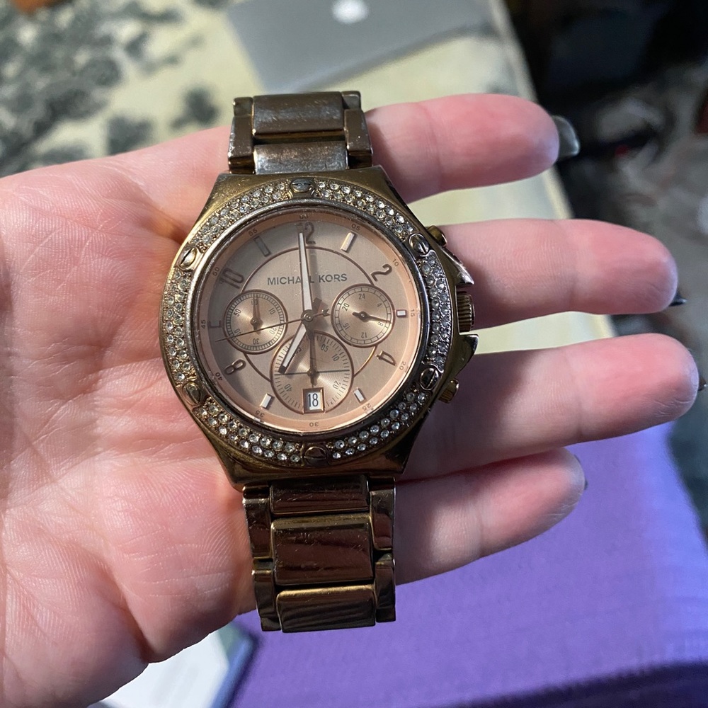 Michael Kors 5450 Rose Gold Crystal Chronograph Womens Wrist Watch